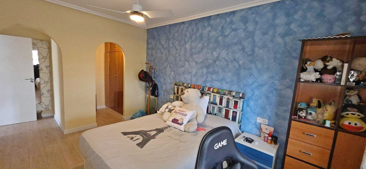 Huis te koop in Torrevieja | 5 slaapkamers H5527318