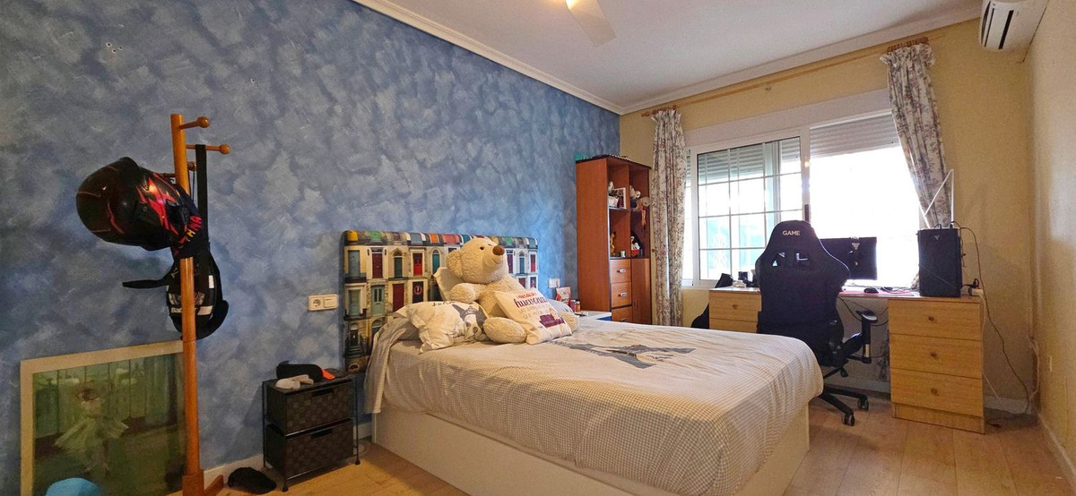 Huis te koop in Torrevieja | 5 slaapkamers H5527318