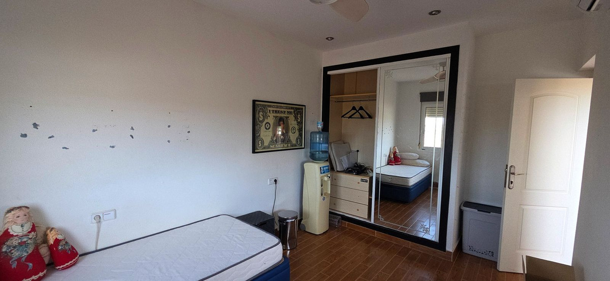 Huis te koop in Torrevieja | 5 slaapkamers H5527318