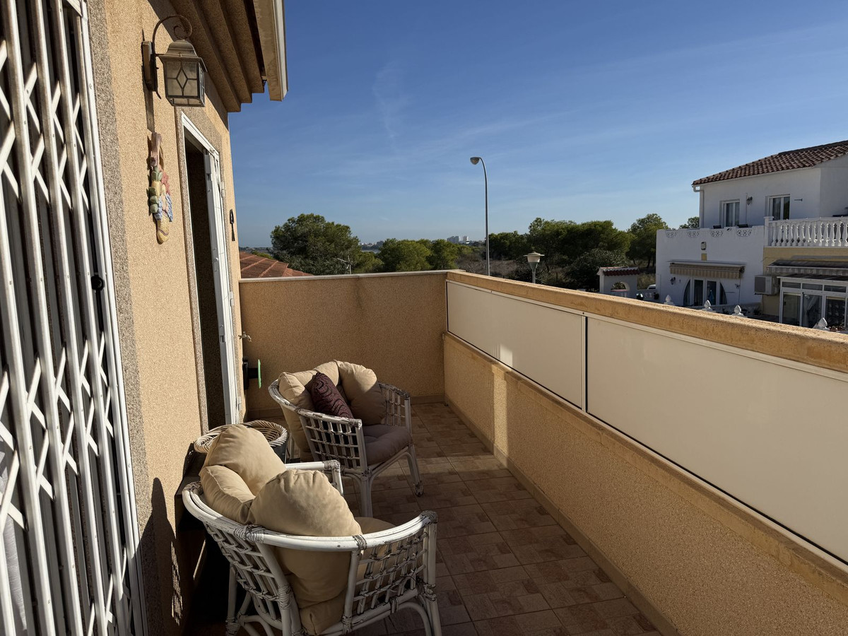 Huis te koop in Torrevieja | 3 slaapkamers H5529937