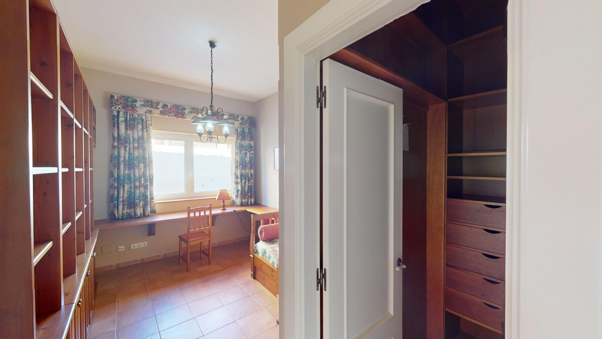 Property main view 20