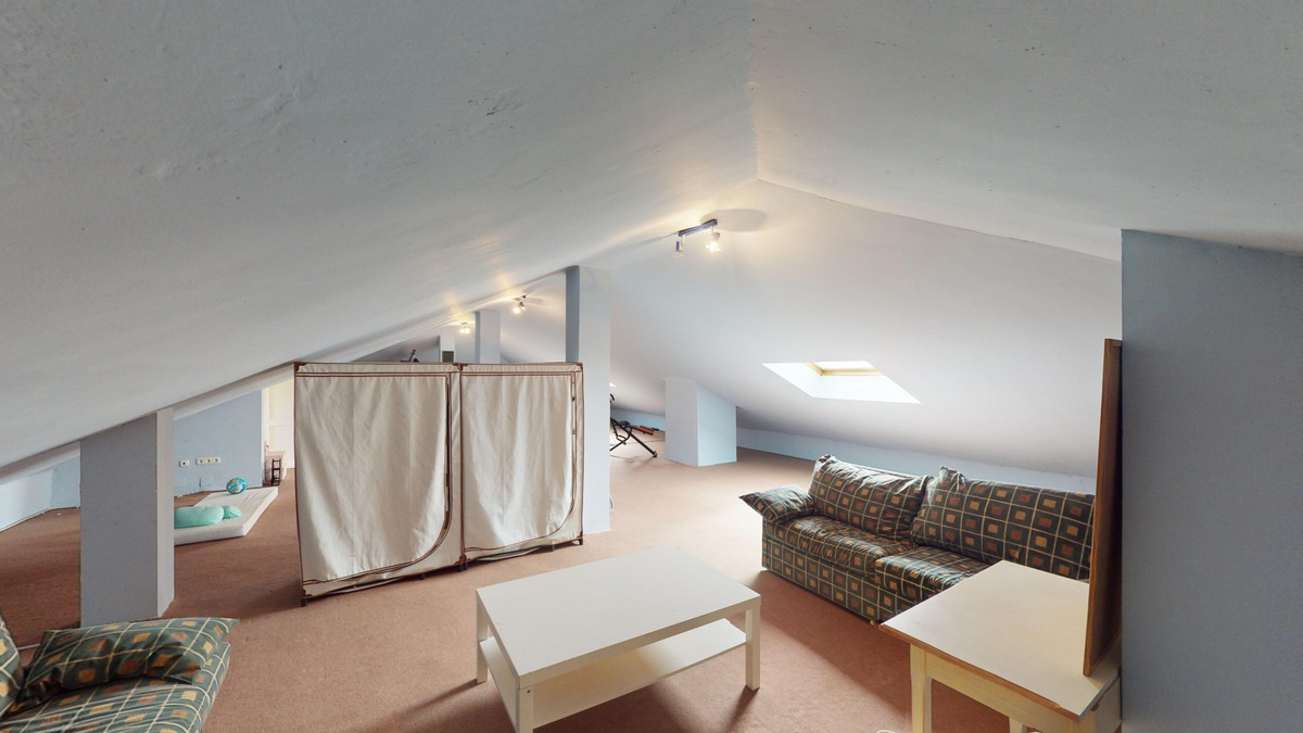 Property main view 33