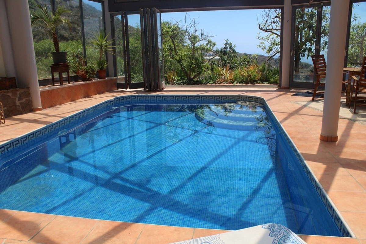 Vrijstaande Villa in Torrox-1