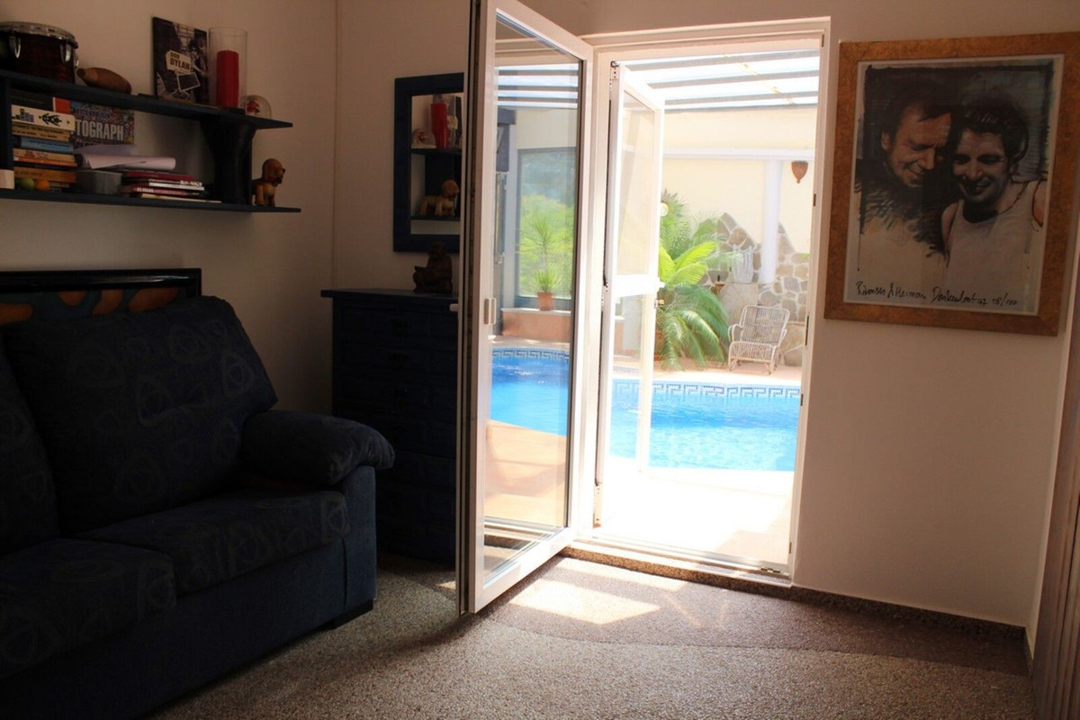 Vrijstaande Villa in Torrox-10
