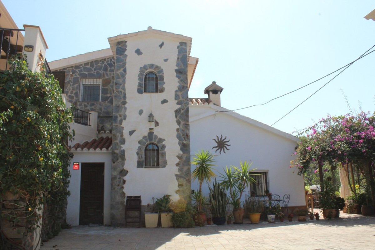Vrijstaande Villa in Torrox-2