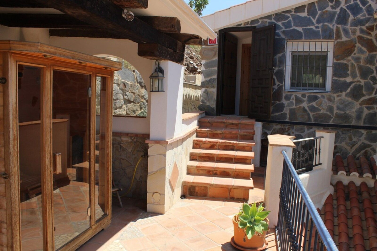 Vrijstaande Villa in Torrox-24