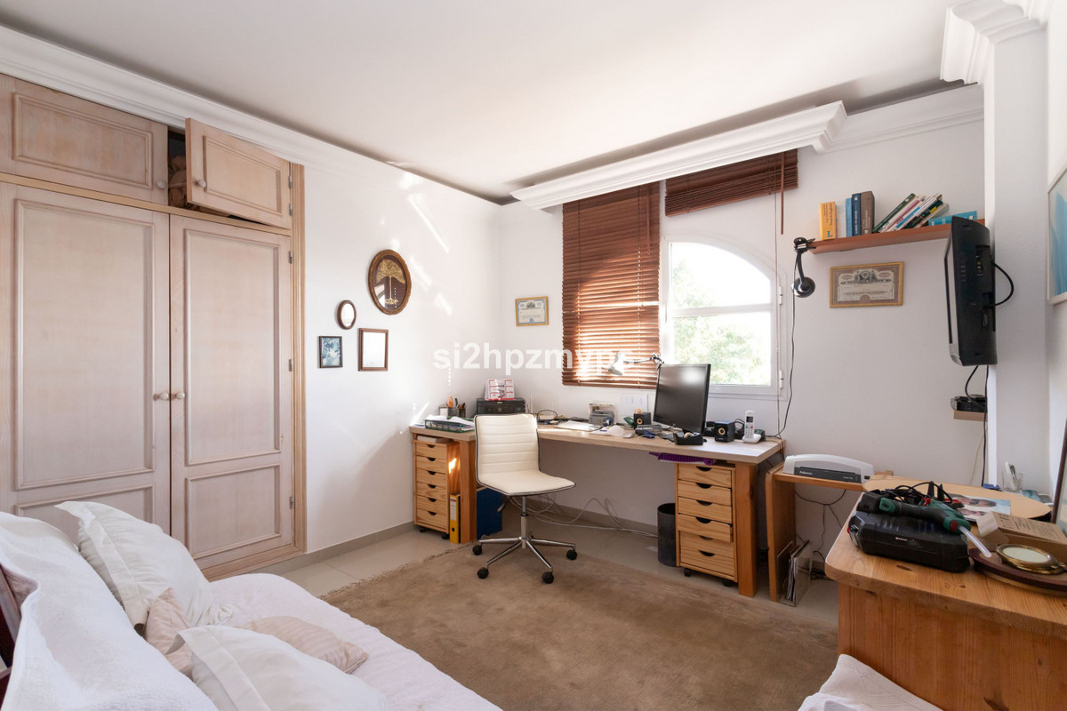 Property main view 32