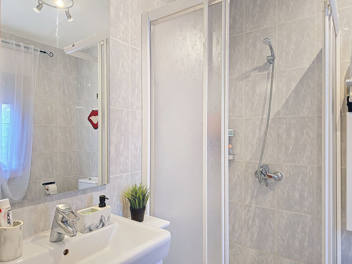 Vrijstaande Villa te koop in Torrox | 5 slaapkamers H4975939