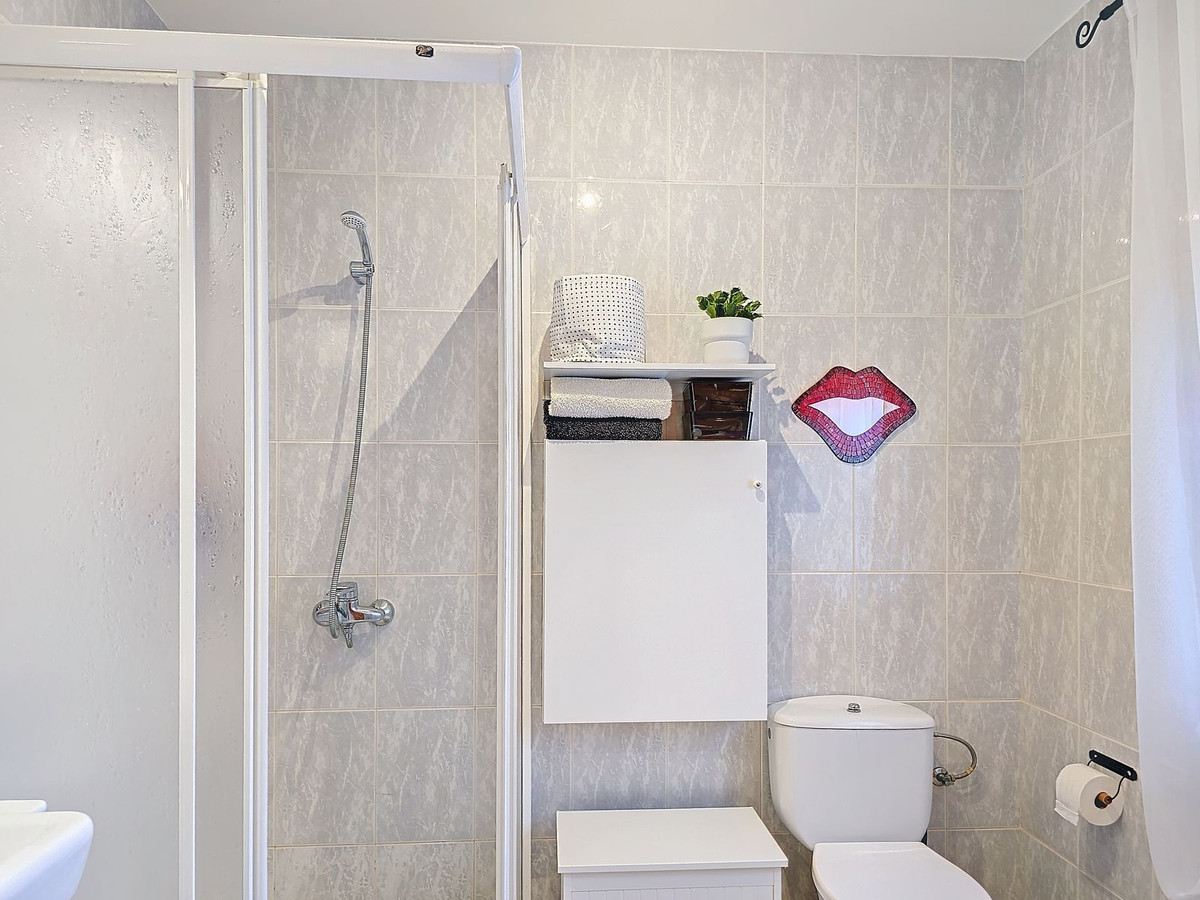 Vrijstaande Villa te koop in Torrox | 5 slaapkamers H4975939