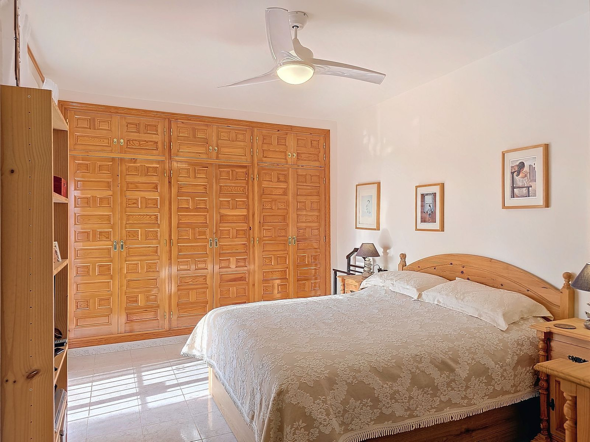 Vrijstaande Villa te koop in Torrox | 5 slaapkamers H4975939