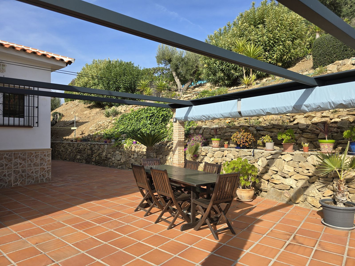 Vrijstaande Villa te koop in Torrox | 5 slaapkamers H4975939