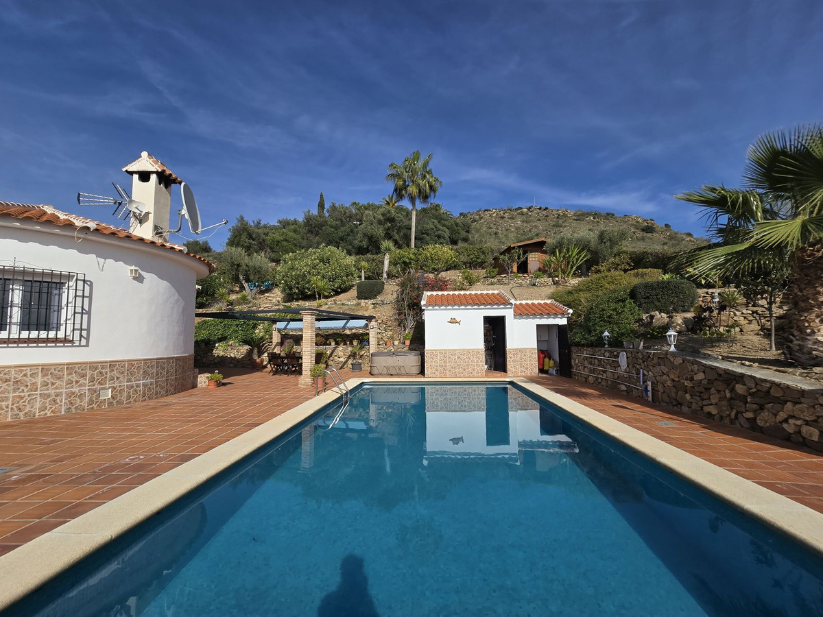 Vrijstaande Villa te koop in Torrox | 5 slaapkamers H4975939