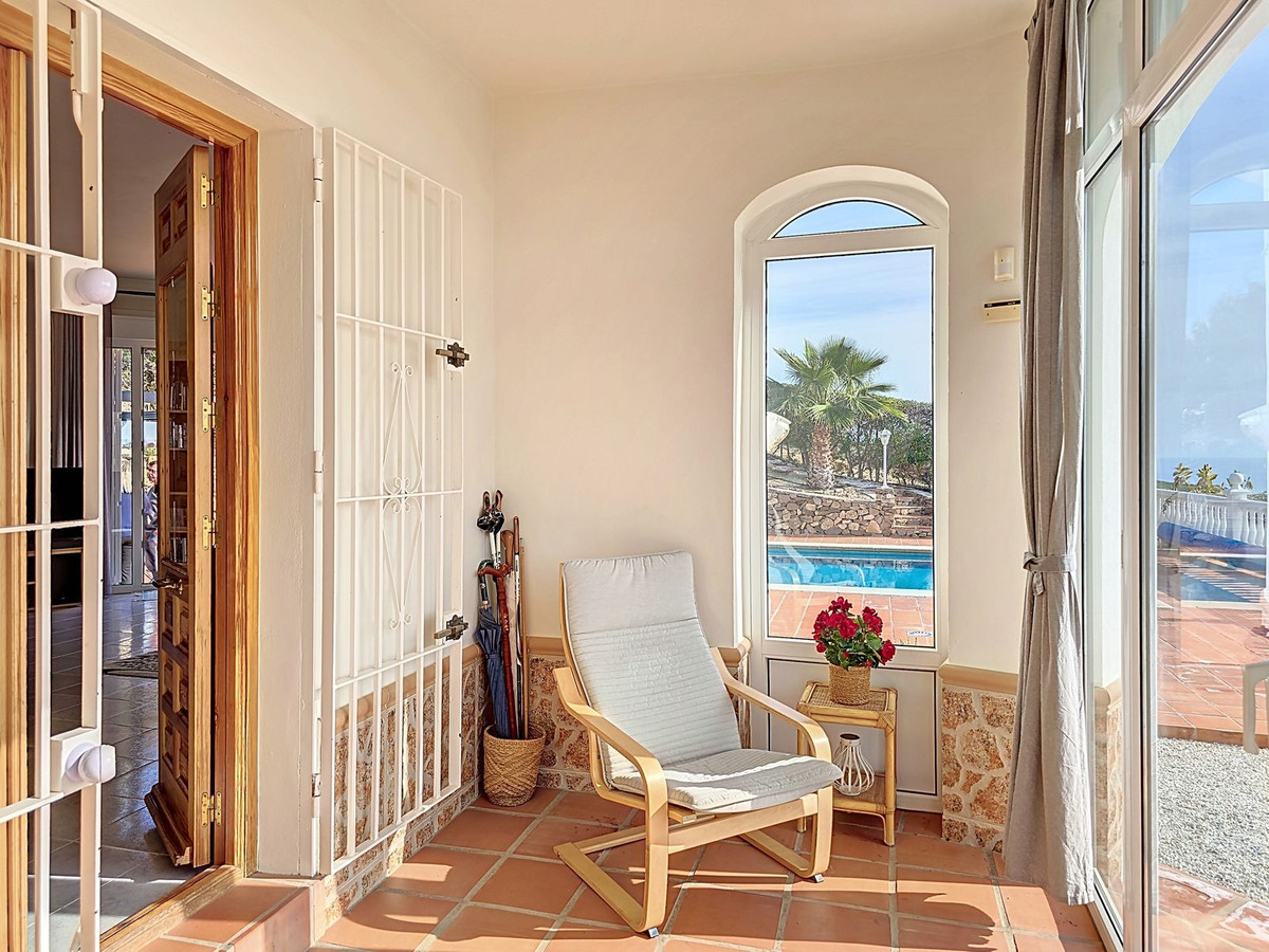 Vrijstaande Villa te koop in Torrox | 5 slaapkamers H4975939