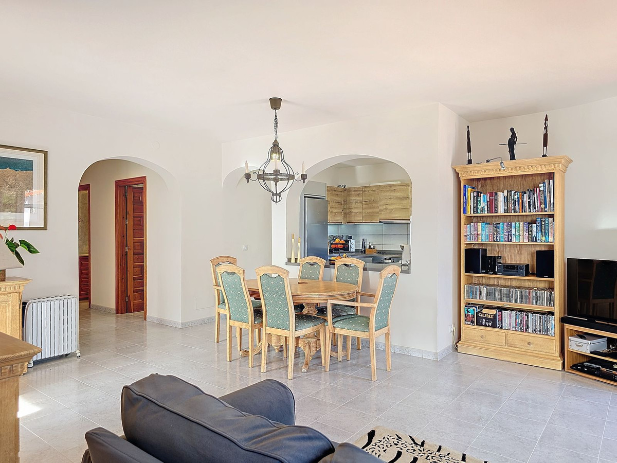 Vrijstaande Villa te koop in Torrox | 5 slaapkamers H4975939