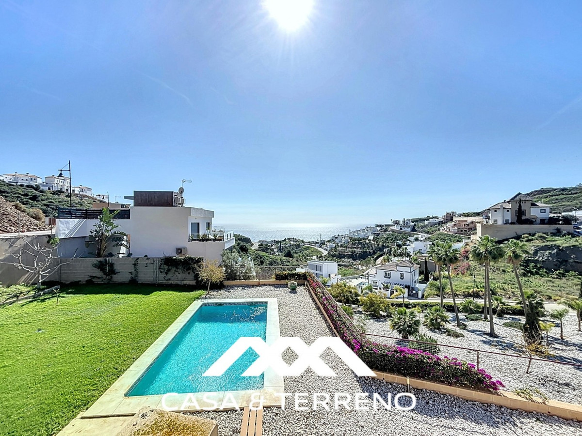 Vrijstaande Villa in Torrox-2