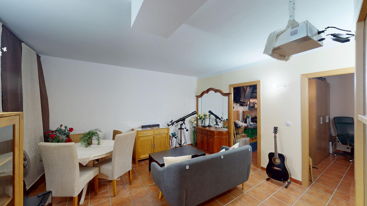 Huis te koop in Torrox | 5 slaapkamers H5010751