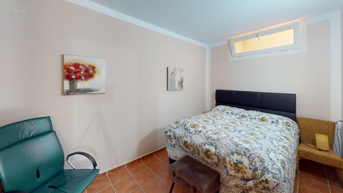 Huis te koop in Torrox | 5 slaapkamers H5010751