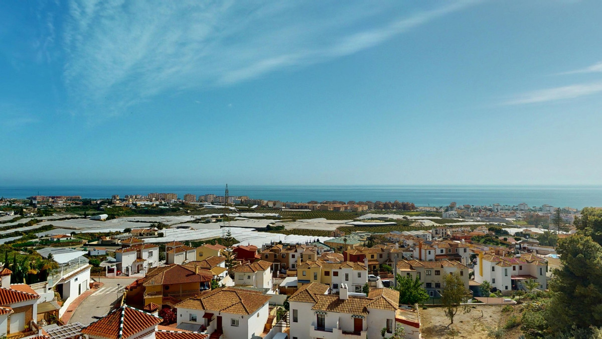 Huis te koop in Torrox | 5 slaapkamers H5010751