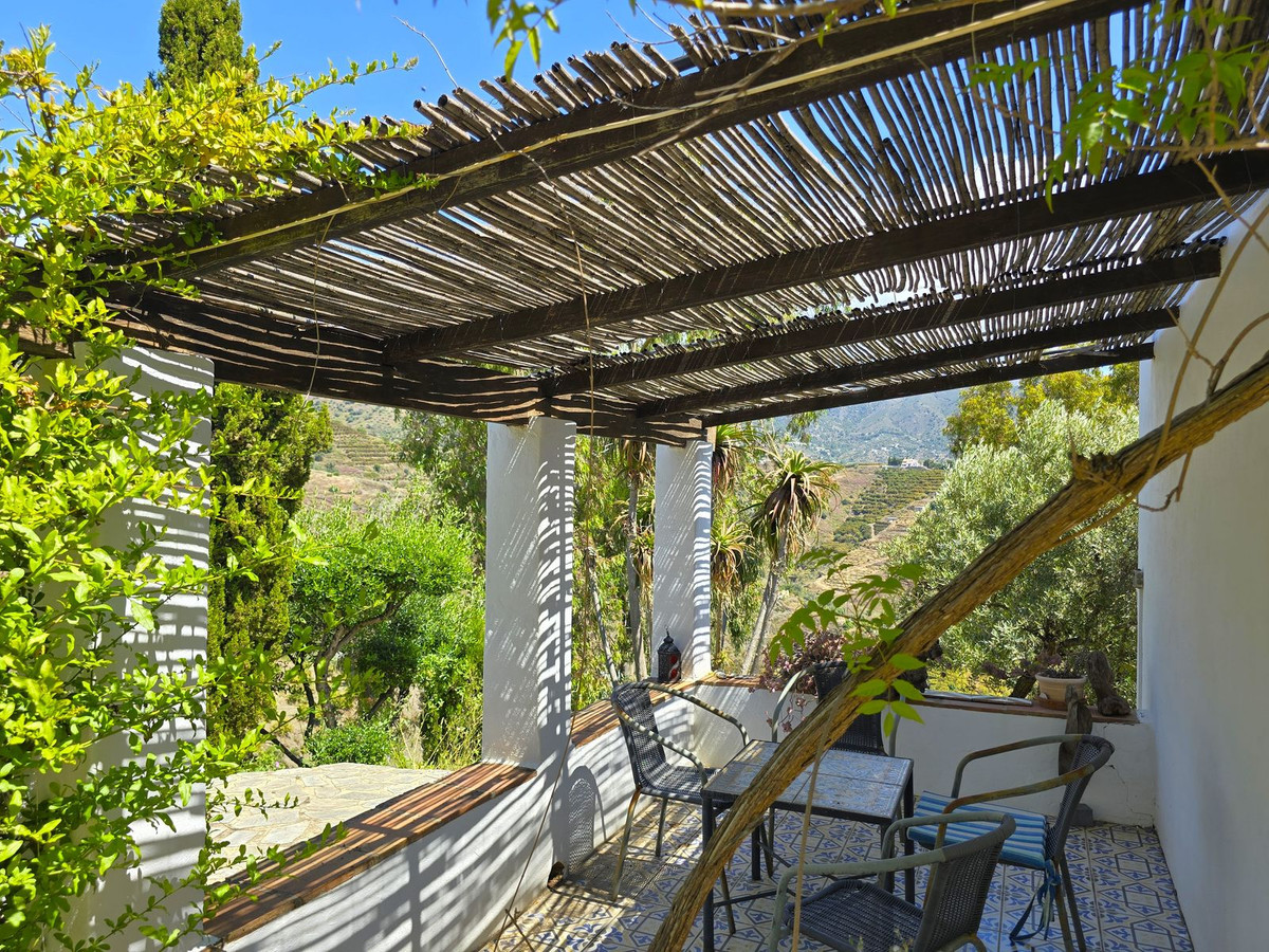 Vrijstaande Villa te koop in Torrox | 7 slaapkamers H5044738