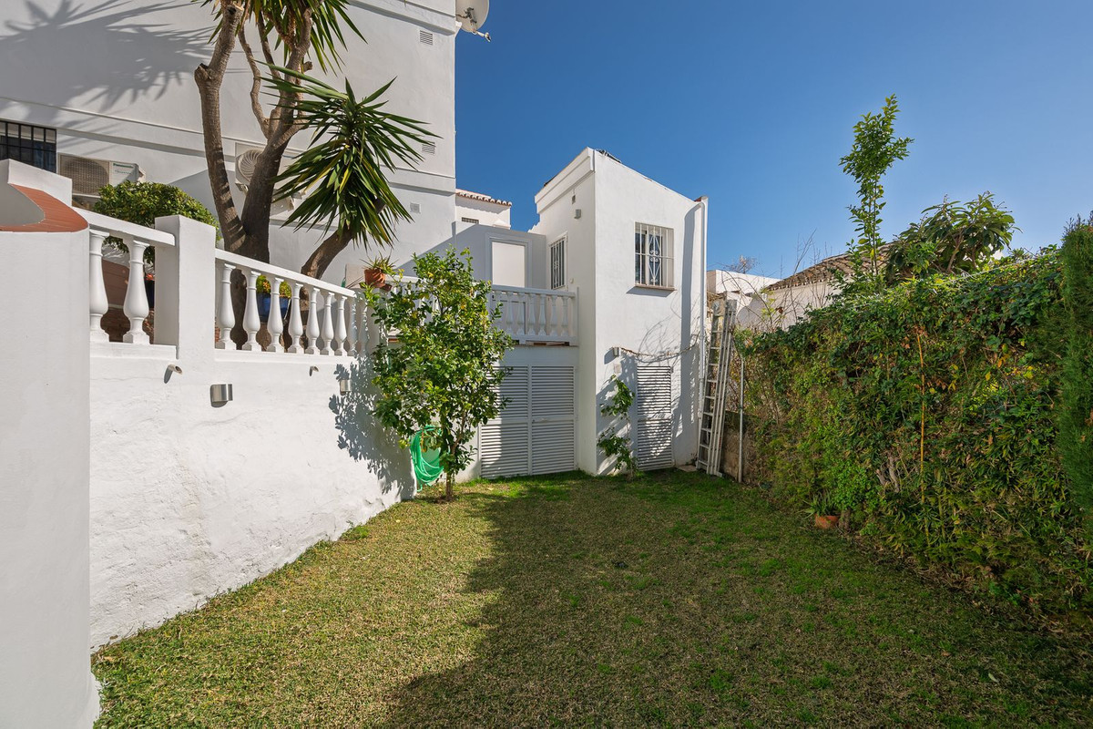 Huis te koop in Torrox | 5 slaapkamers H5138659