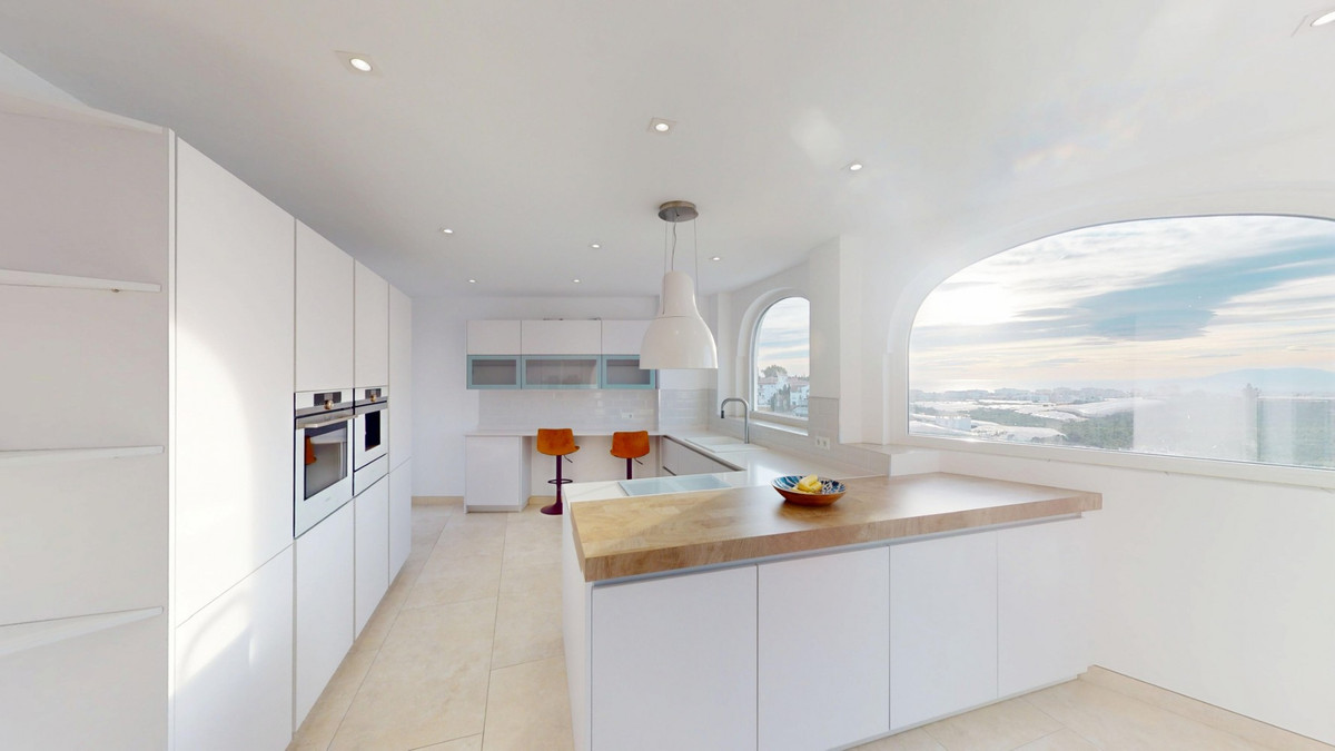 Vrijstaande Villa te koop in Torrox | 4 slaapkamers H5299027