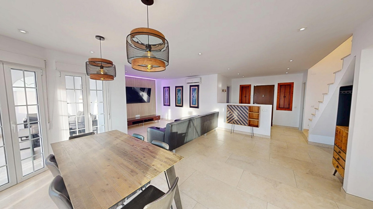 Vrijstaande Villa te koop in Torrox | 4 slaapkamers H5299027