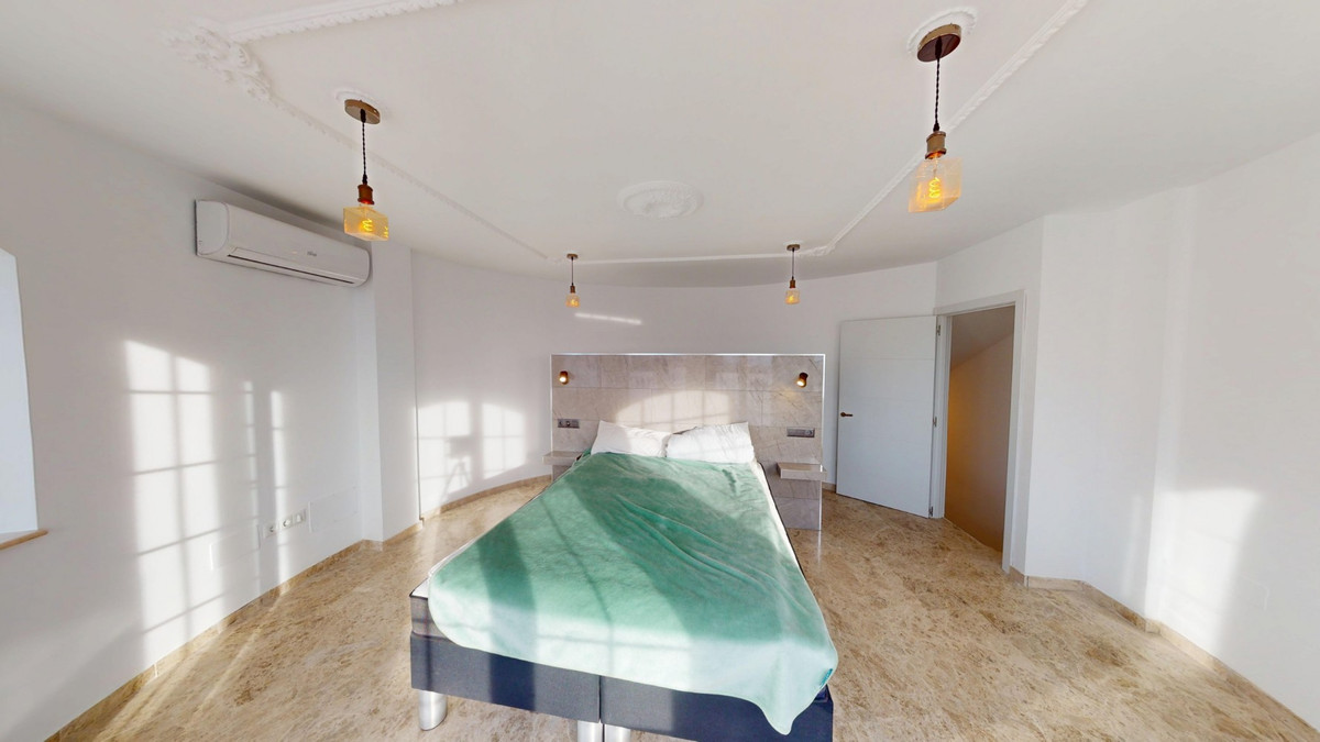 Vrijstaande Villa te koop in Torrox | 4 slaapkamers H5299027