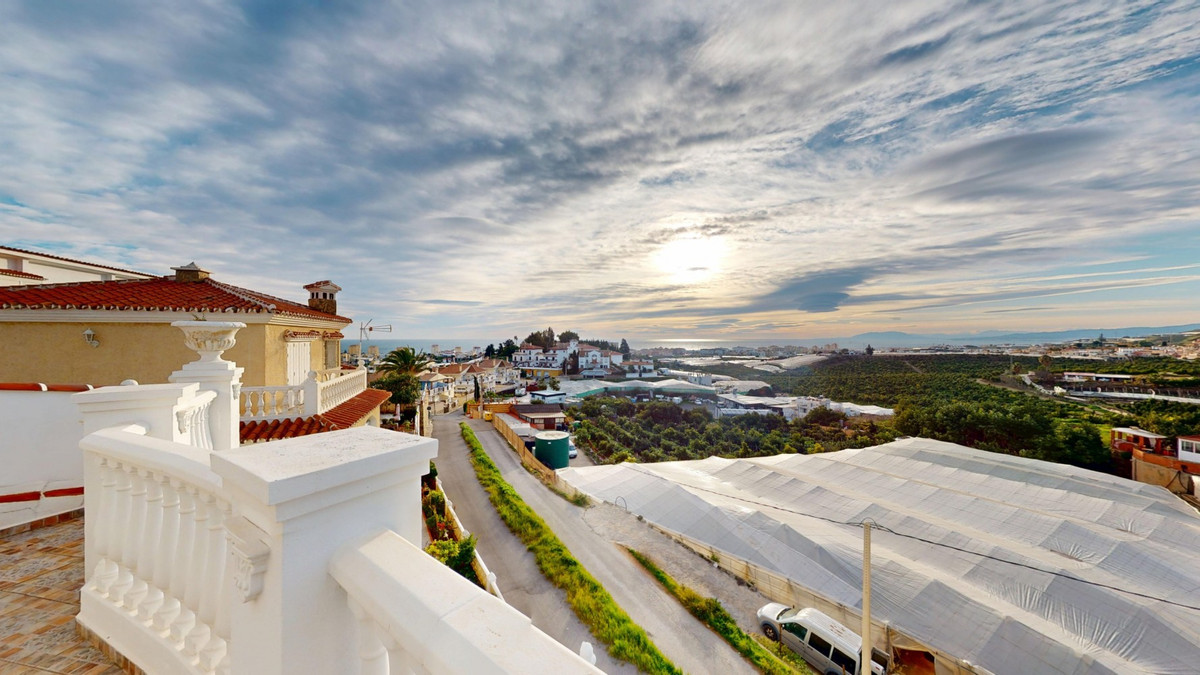 Vrijstaande Villa te koop in Torrox | 4 slaapkamers H5299027