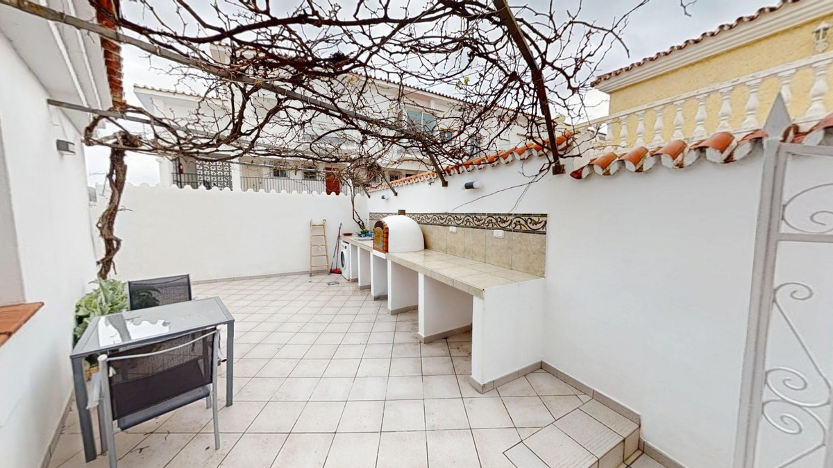 Vrijstaande Villa te koop in Torrox | 4 slaapkamers H5299027