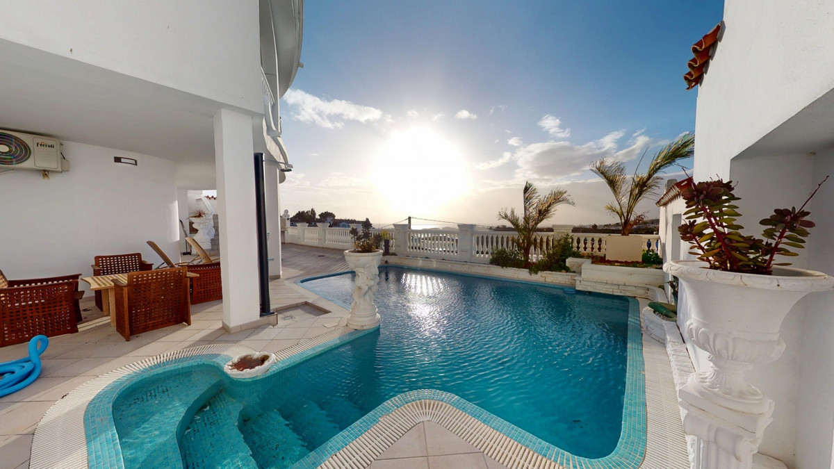 Vrijstaande Villa te koop in Torrox | 4 slaapkamers H5299027