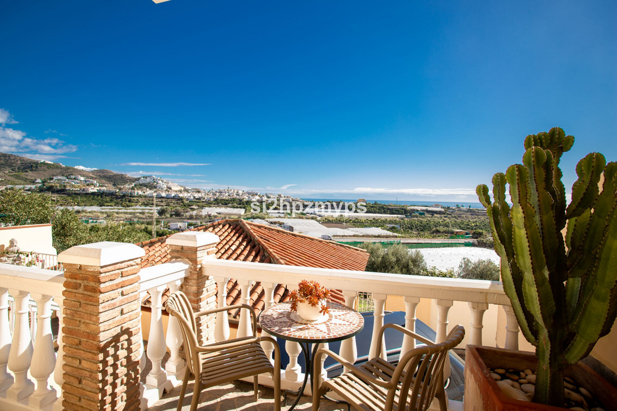 Vrijstaande Villa te koop in Torrox | 3 slaapkamers H5347741