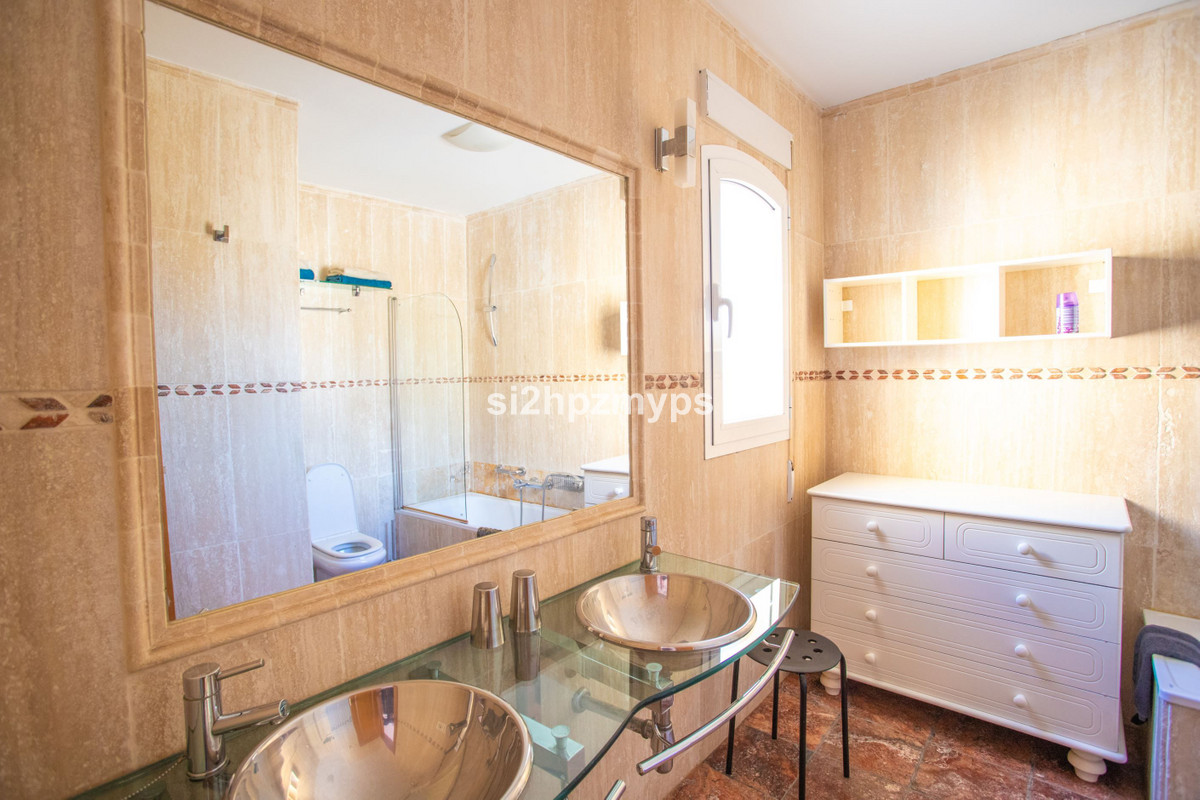 Vrijstaande Villa te koop in Torrox | 3 slaapkamers H5347741