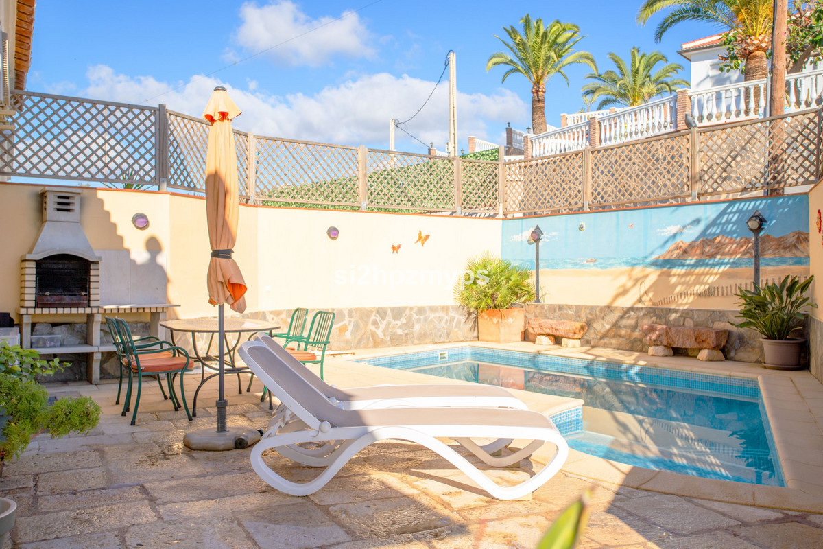 Vrijstaande Villa te koop in Torrox | 3 slaapkamers H5347741