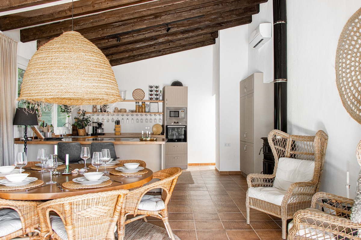Huis te koop in Torrox Costa | 3 slaapkamers H4731385