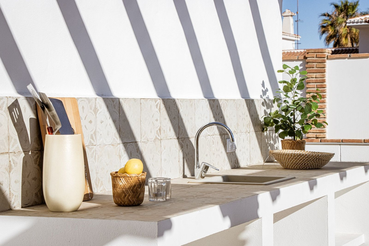 Huis te koop in Torrox Costa | 3 slaapkamers H4731385