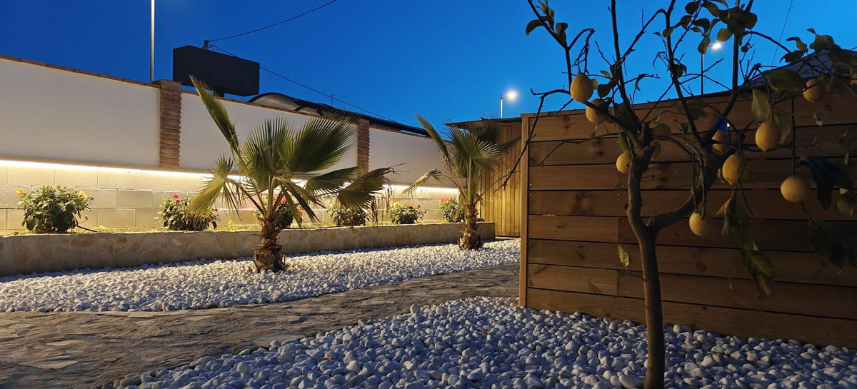 Huis te koop in Torrox Costa | 3 slaapkamers H4731385