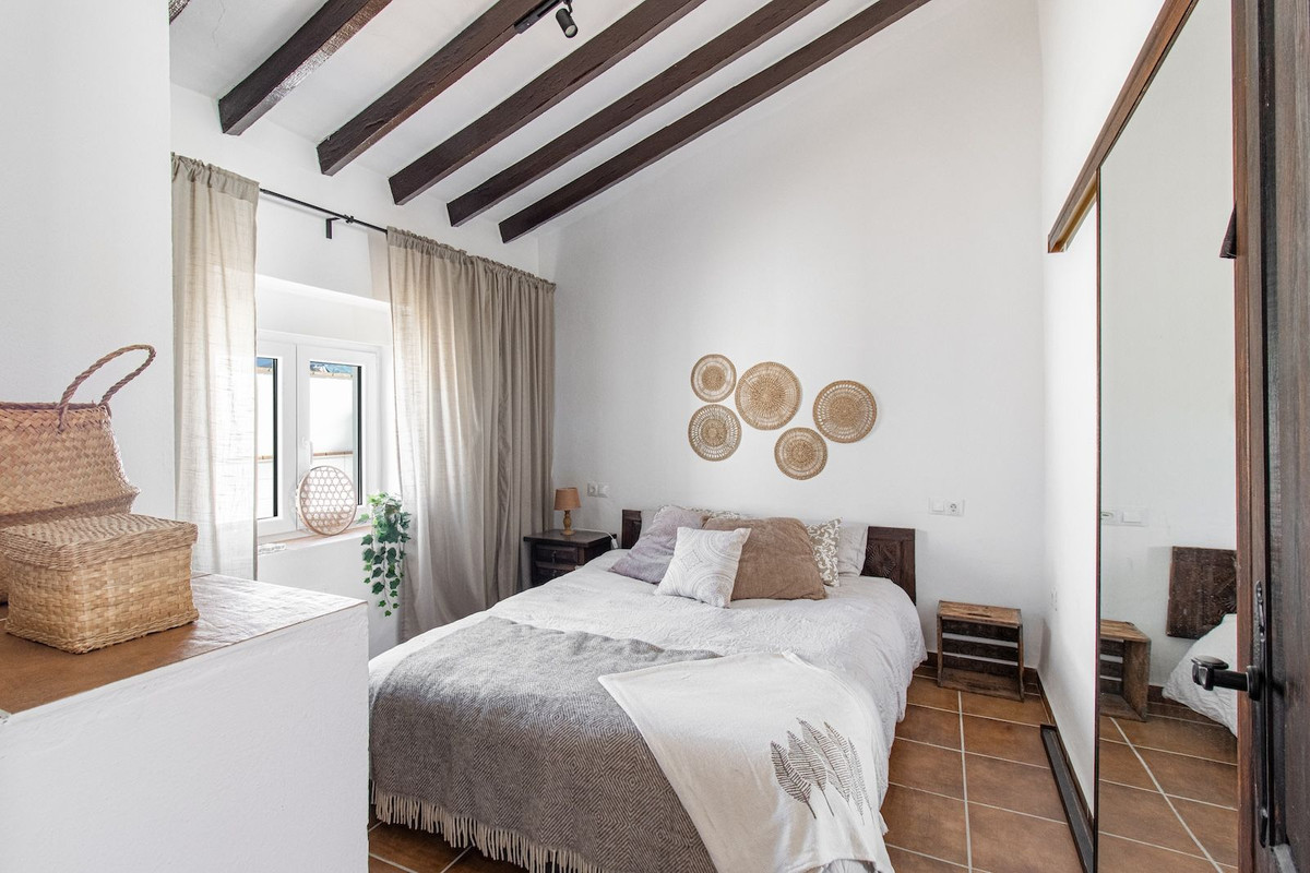 Huis te koop in Torrox Costa | 3 slaapkamers H4731385