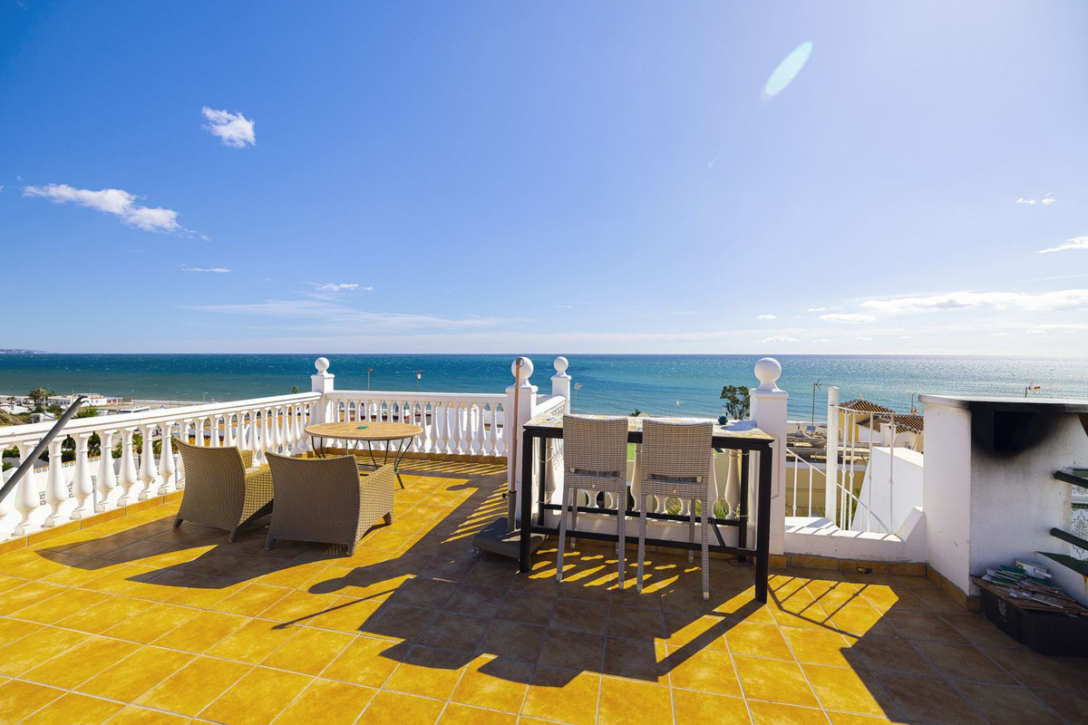 Huis te koop in Torrox Costa | 3 slaapkamers H5071060