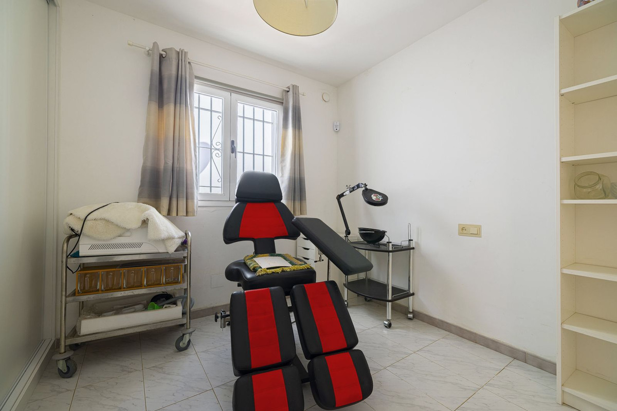 Huis te koop in Torrox Costa | 3 slaapkamers H5071060