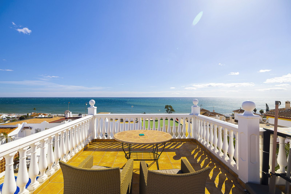 Huis te koop in Torrox Costa | 3 slaapkamers H5071060
