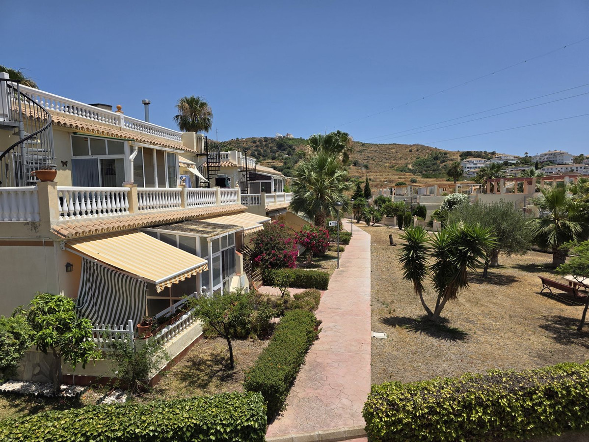 Huis te koop in Torrox Costa | 2 slaapkamers H5080864