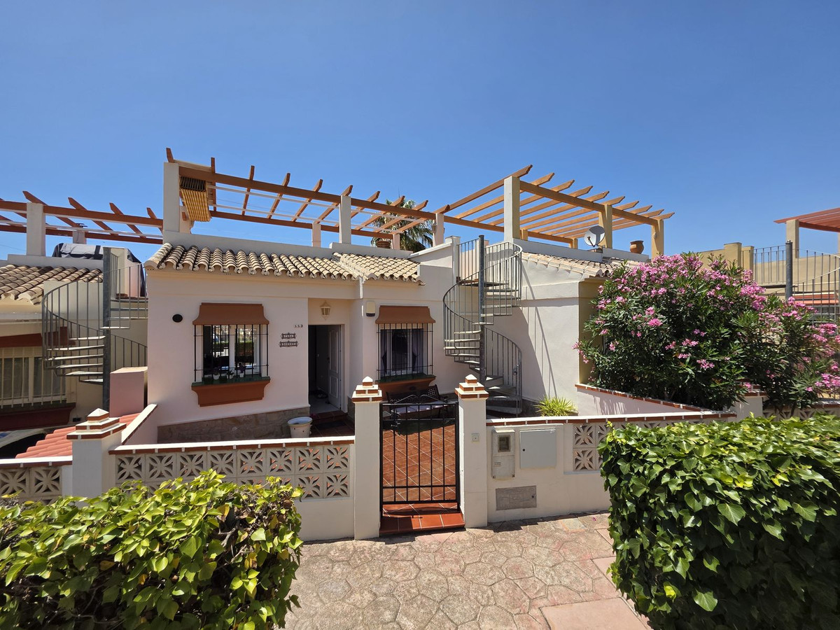 Huis te koop in Torrox Costa | 2 slaapkamers H5080864
