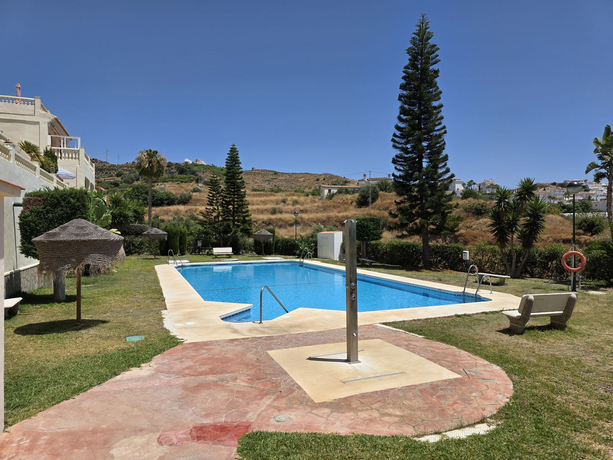 Huis te koop in Torrox Costa | 2 slaapkamers H5080864