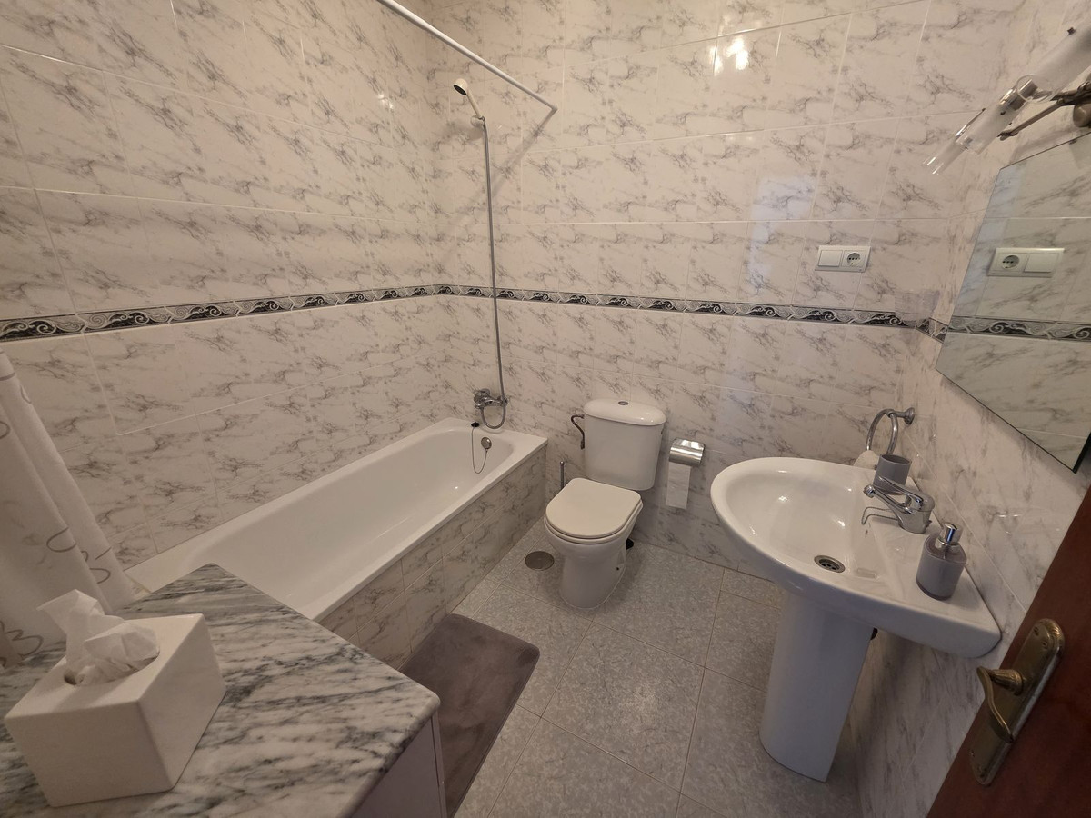 Huis te koop in Torrox Costa | 2 slaapkamers H5080864