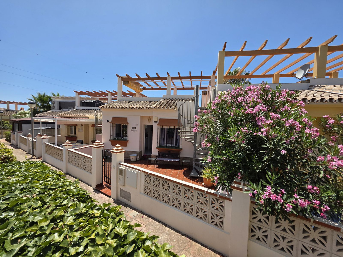 Huis te koop in Torrox Costa | 2 slaapkamers H5080864