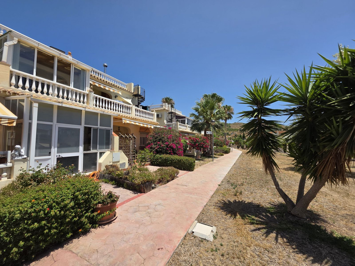Huis te koop in Torrox Costa | 2 slaapkamers H5080864