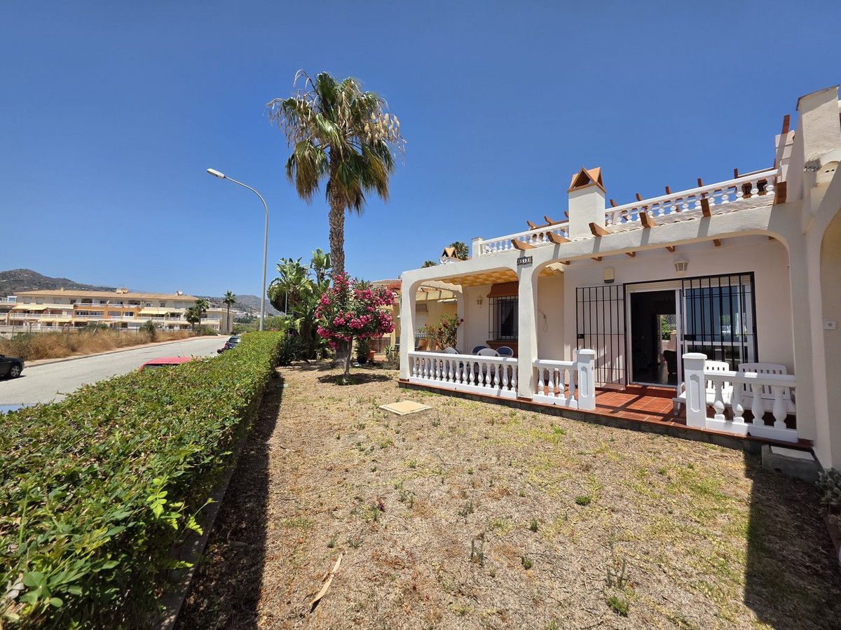 Huis te koop in Torrox Costa | 2 slaapkamers H5080864