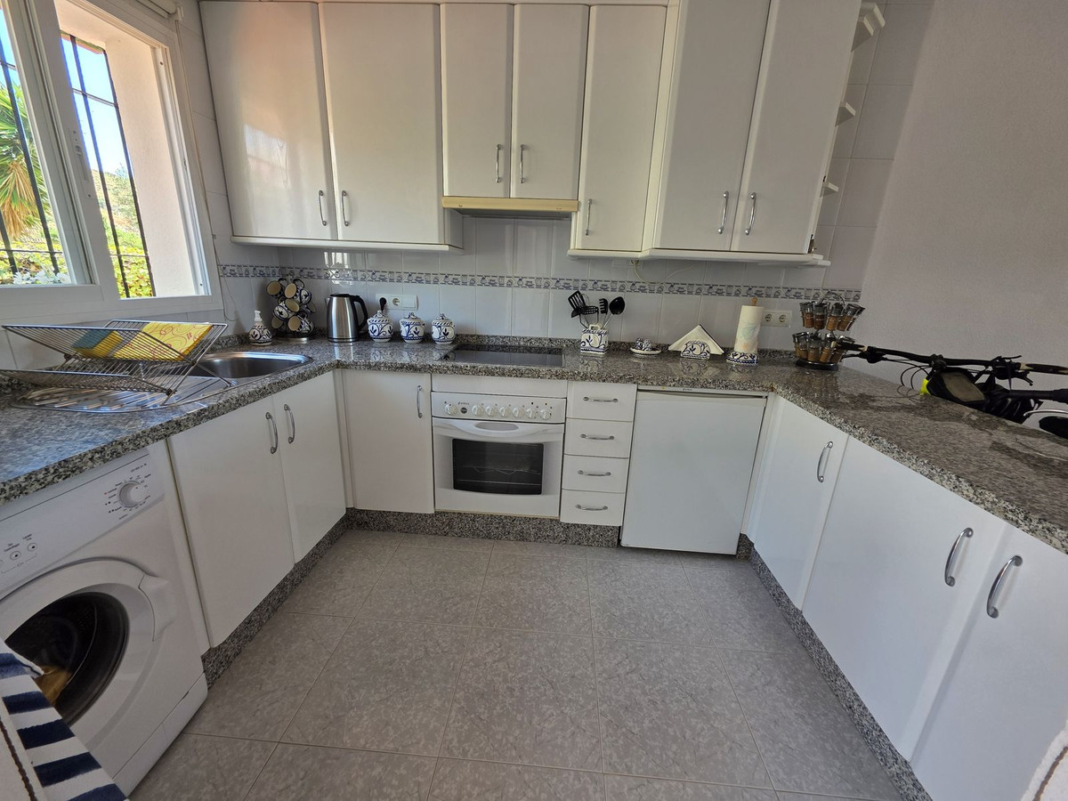 Huis te koop in Torrox Costa | 2 slaapkamers H5080864