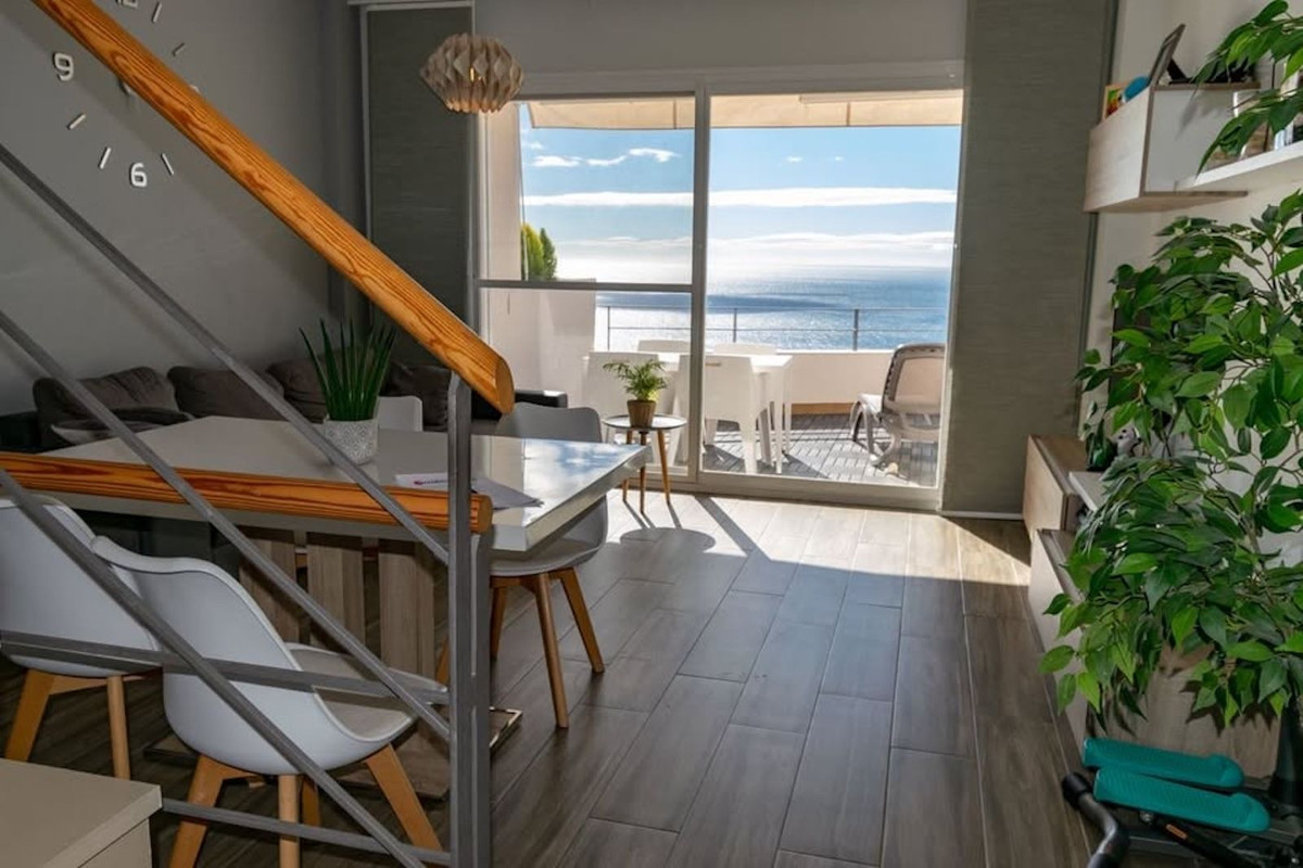 Huis te koop in Torrox Costa | 4 slaapkamers H5121952