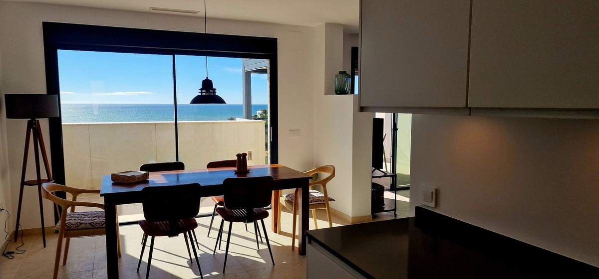 Huis te koop in Torrox Costa | 3 slaapkamers H5232133